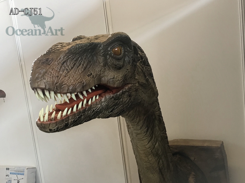 raptor dinosaur with horns