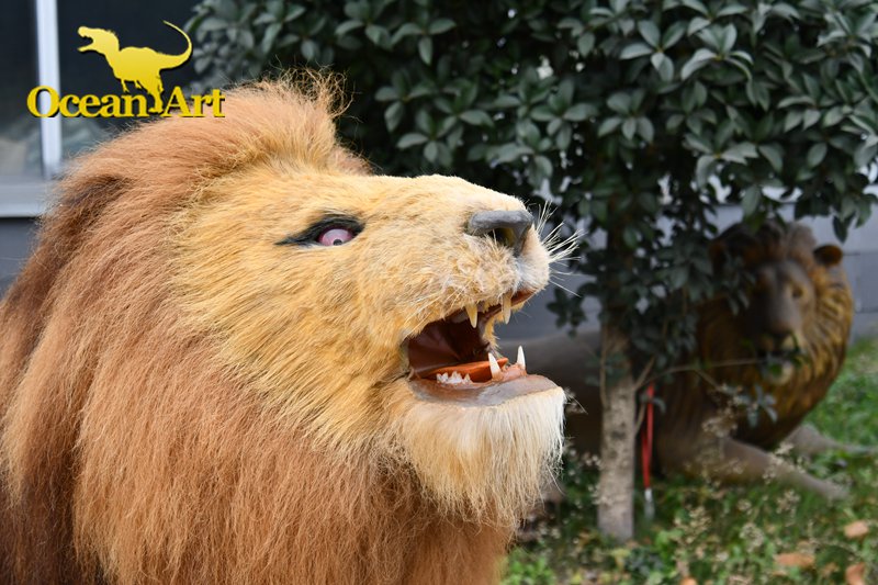 Animatronic lion